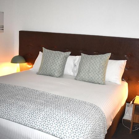 Bondi 38 Serviced Apartments Сидни Екстериор снимка
