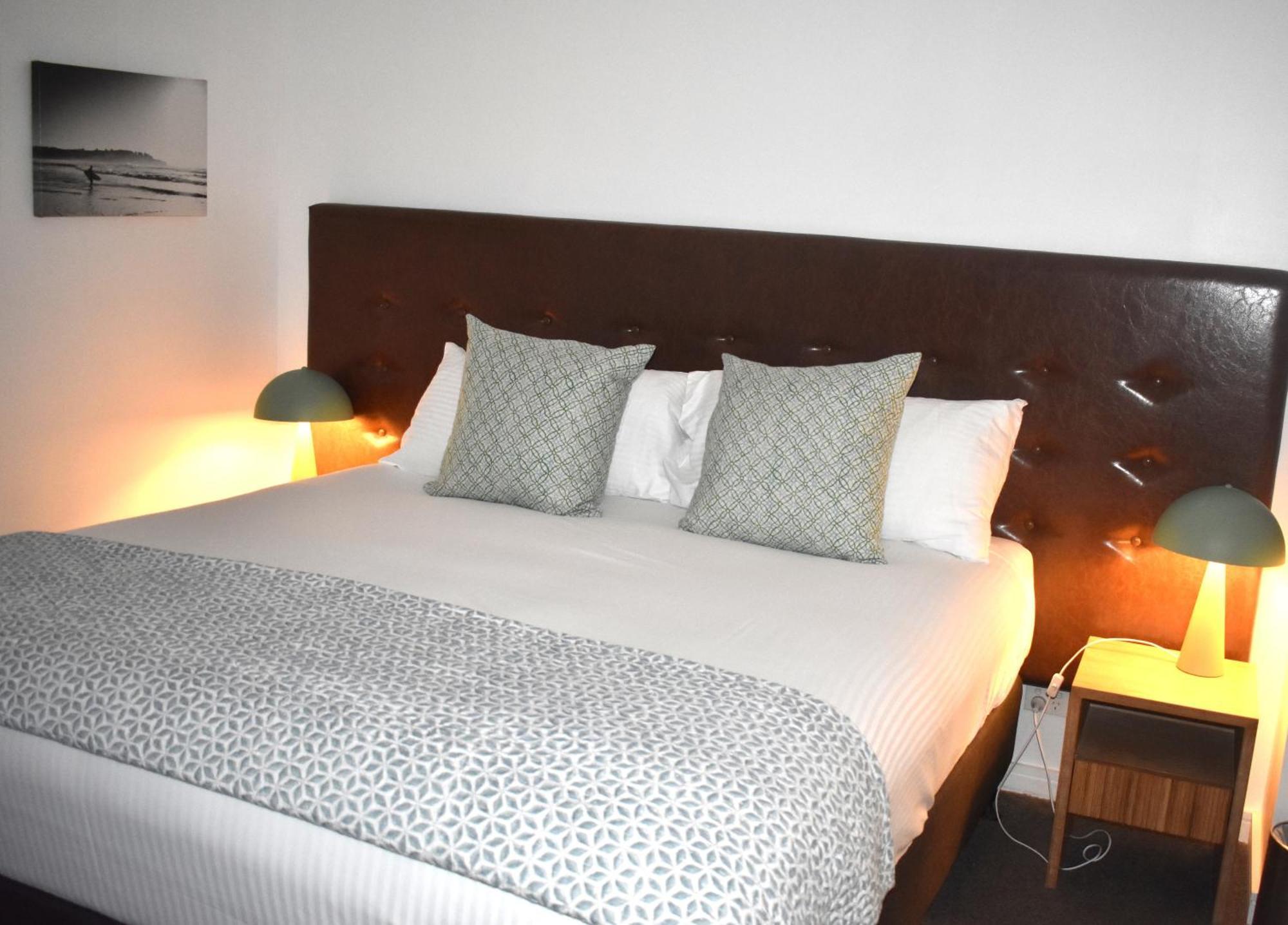 Bondi 38 Serviced Apartments Сидни Екстериор снимка